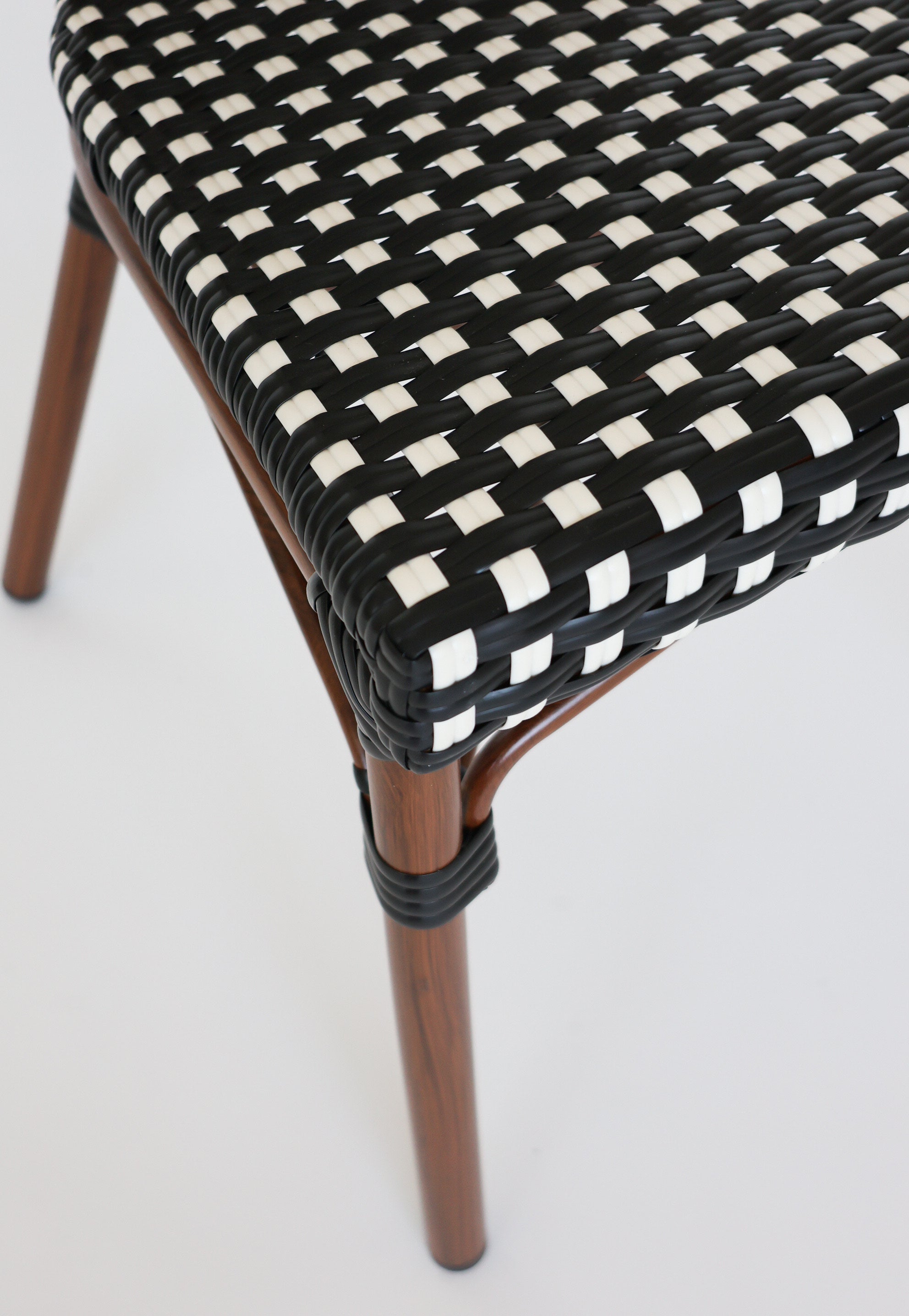 Silla Parisina Negro/Blanca