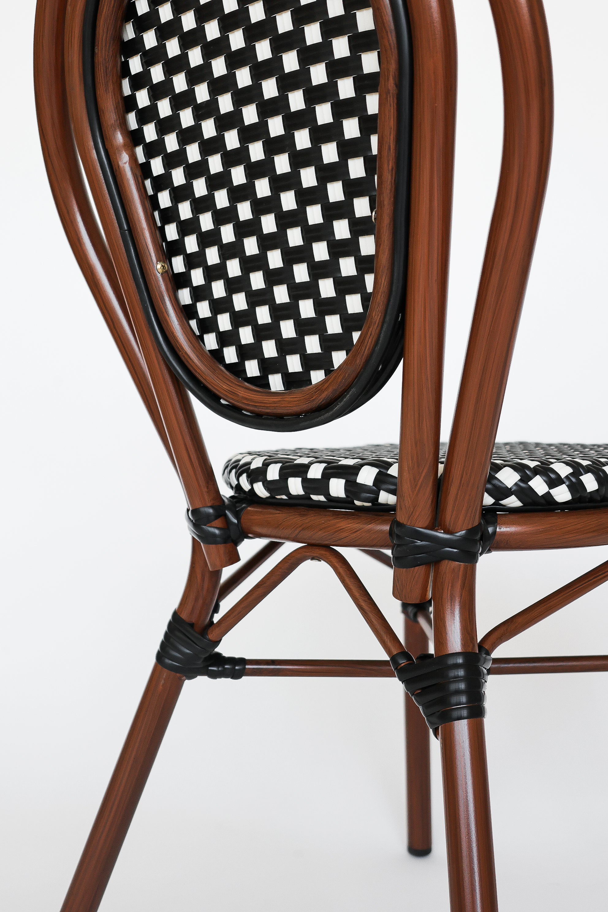 Silla Parisina Negro/Blanca Estructura tono caoba