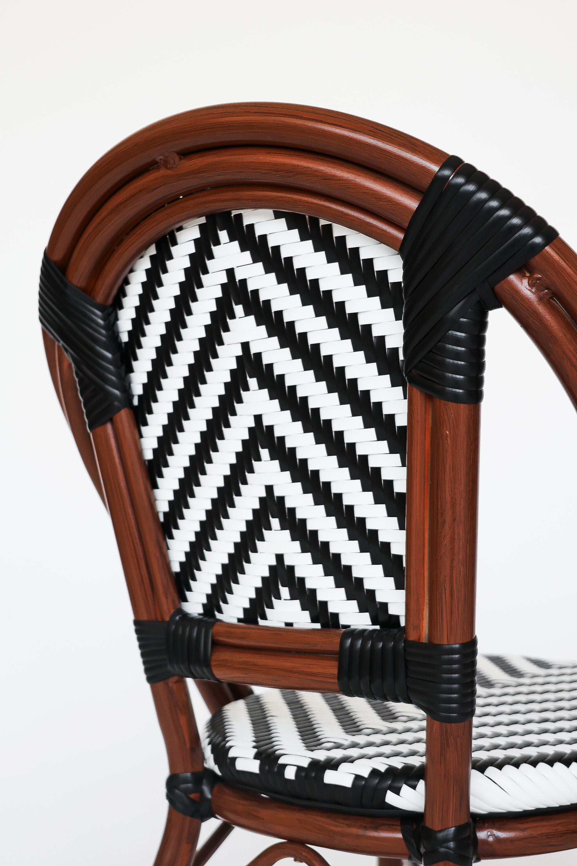 Pack Silla Parisina Negro/Blanca Espiga