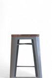 Piso de Bar Tolix Gris