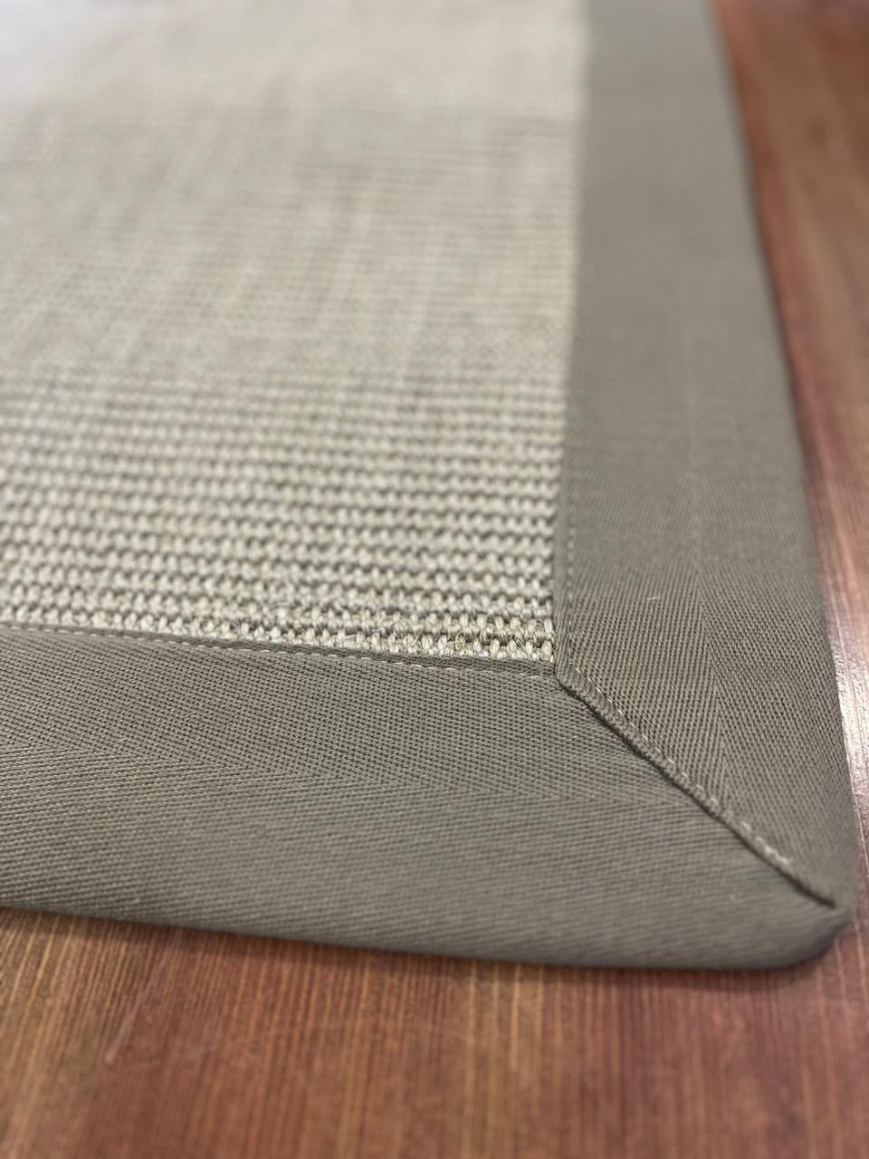 Alfombra Sisal Gris Borde Ágata